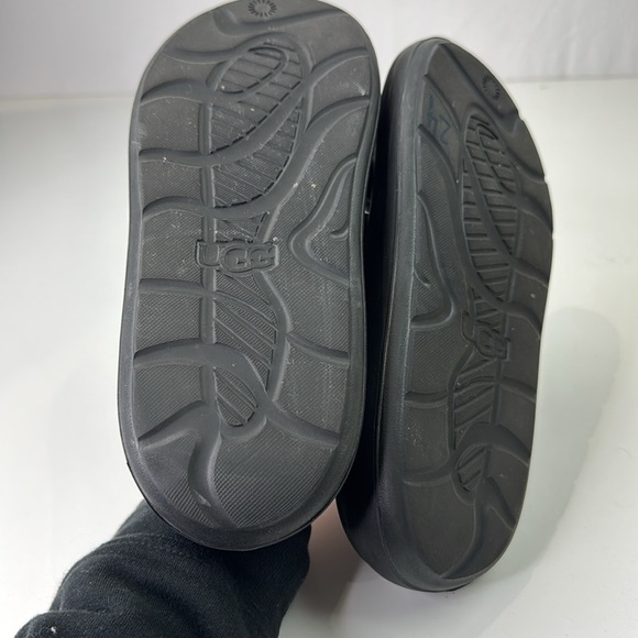 UGG women's Black Sport Yeah Comfort Slip on Slides Sandals - Picture 10 of 12